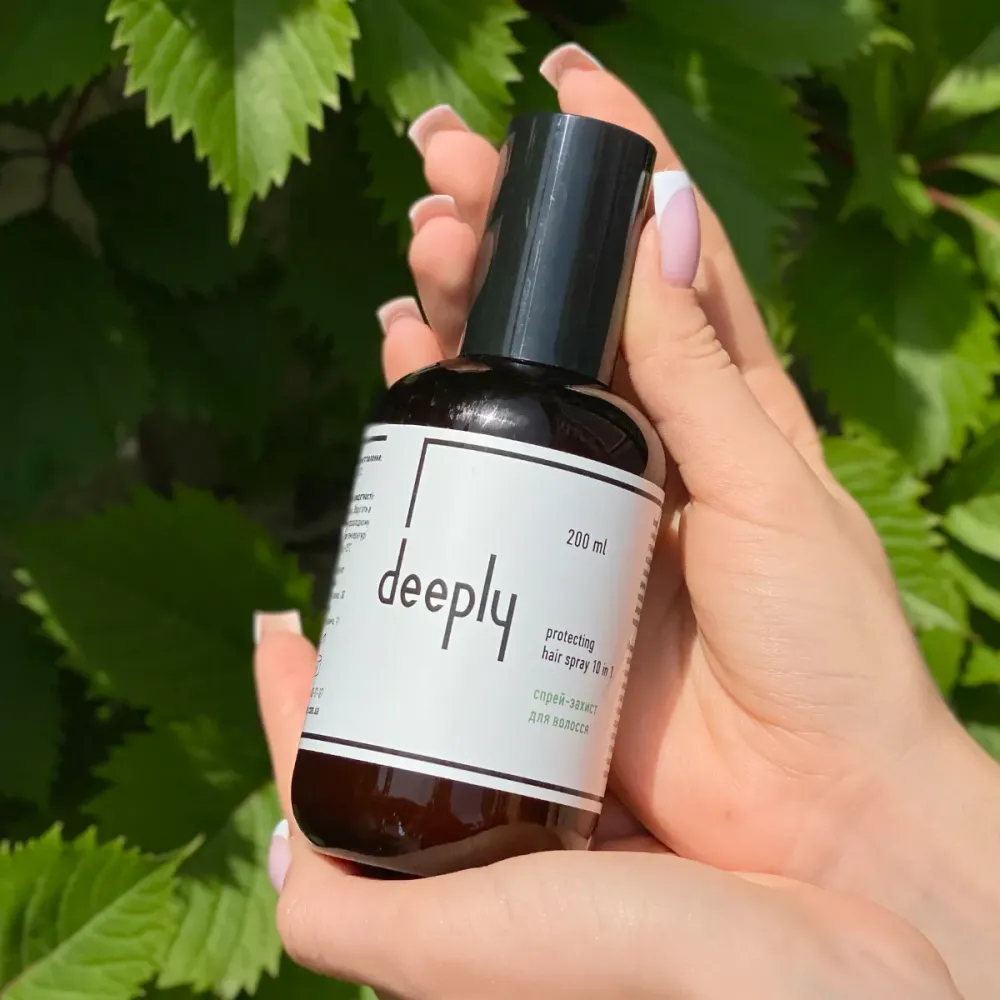 Універсальний термозахисний спрей 10 в 1 для всіх типів волосся Deeply Protecting Hair Spray  - фото 2