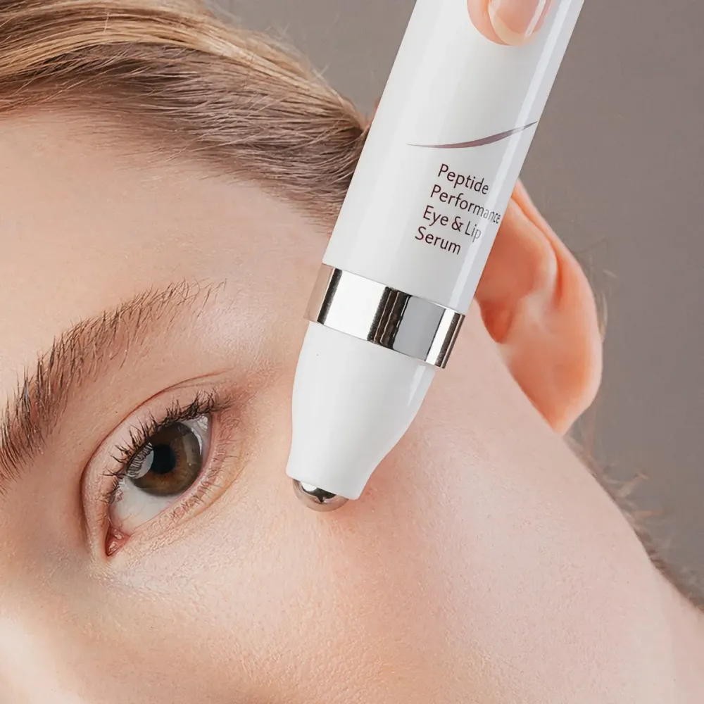 Антивікова сироватка для очей і губ з аплікатором Dr. Spiller Peptide Performance Eye & Lip Serum  - фото 5