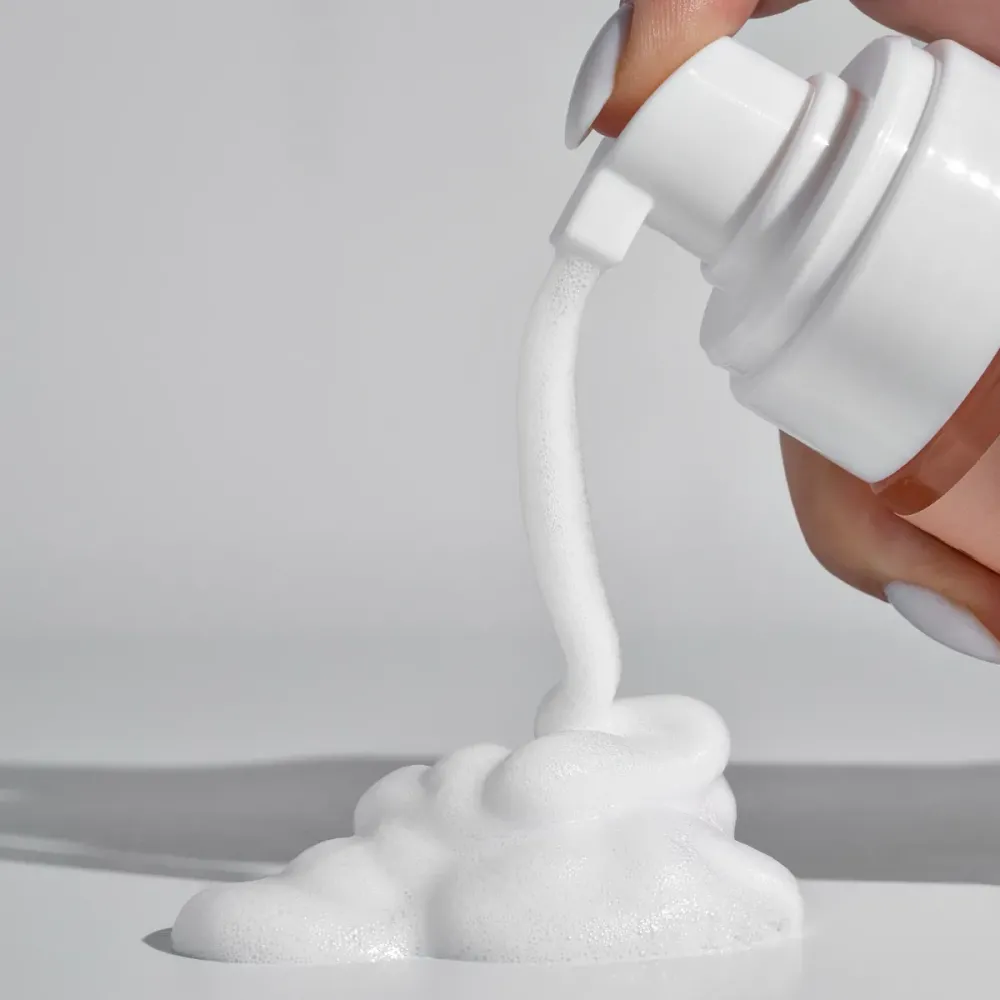 Осветляющая антиоксидантная пенка для деликатных зон Smart4Derma Gentle Intime Mousse  - фото 3